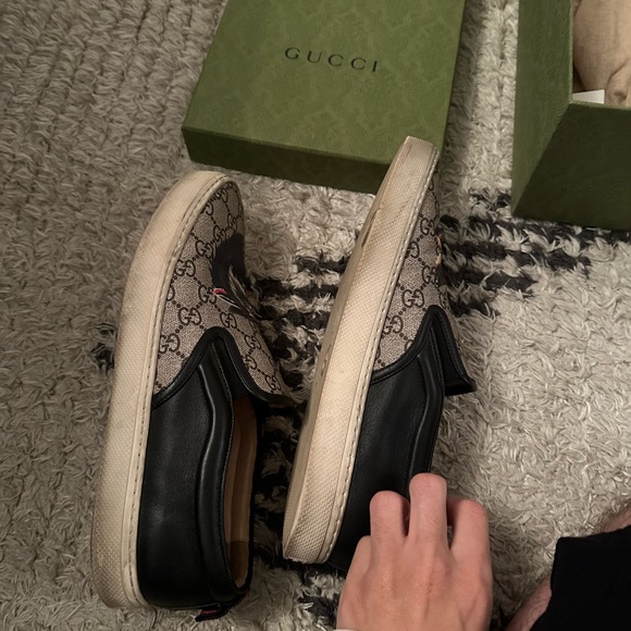 Gucci men’s “Wolf” Slip on shoes - Picture 8 of 8